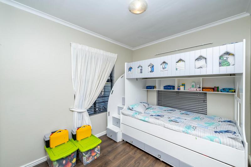 4 Bedroom Property for Sale in Viking Village Western Cape